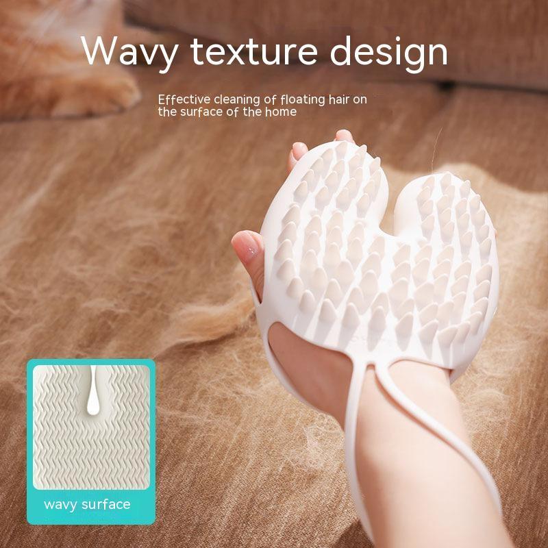 Pet grooming brush